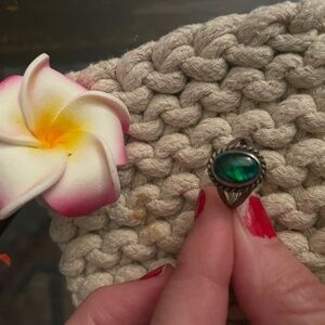 Vintage stock sterling Native American Navajo Nakai green ring